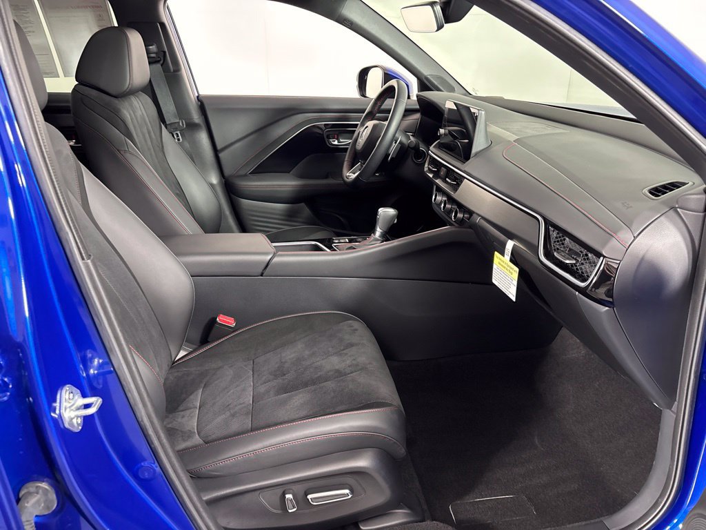 Certified 2025 Acura ADX A-Spec AWD/4WD image 9