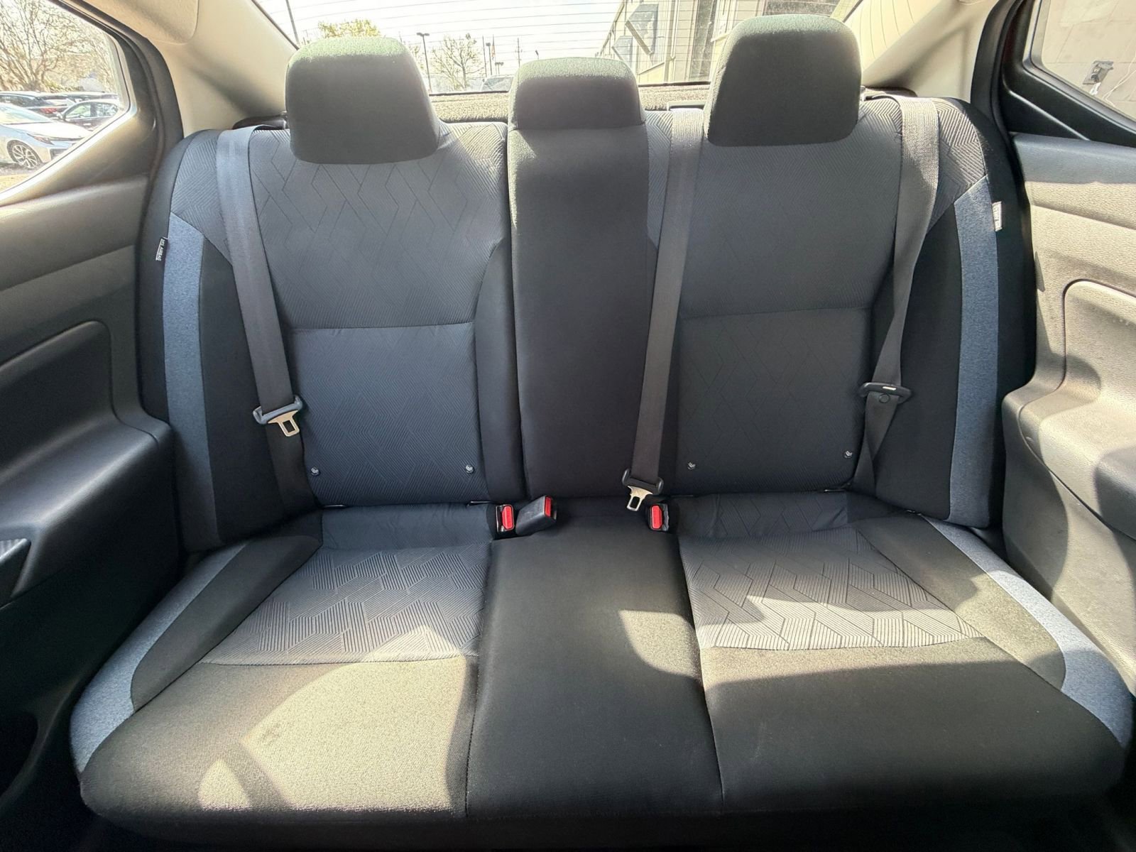 Used 2025 Nissan Versa SV FWD image 36