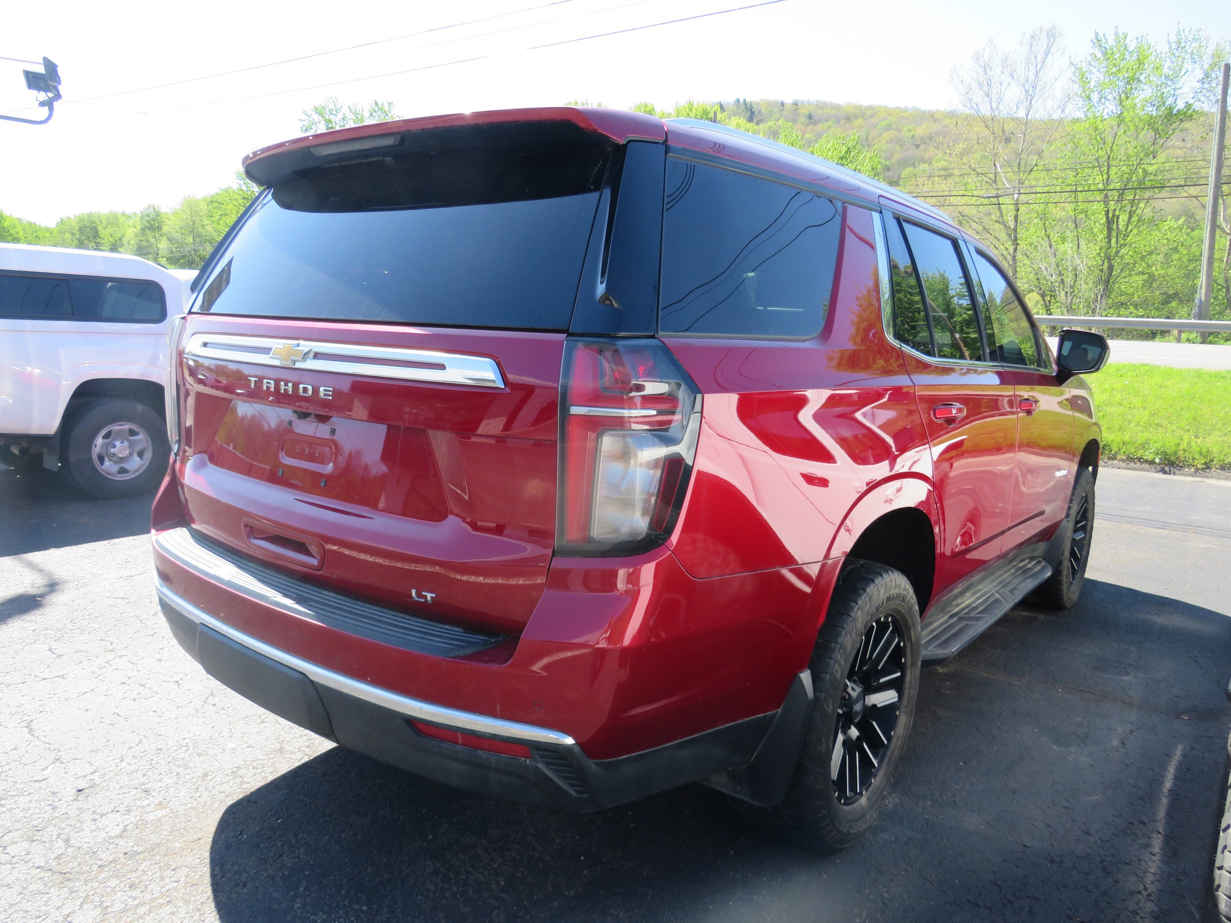 Used 2022 Chevrolet Tahoe LT AWD/4WD image 6