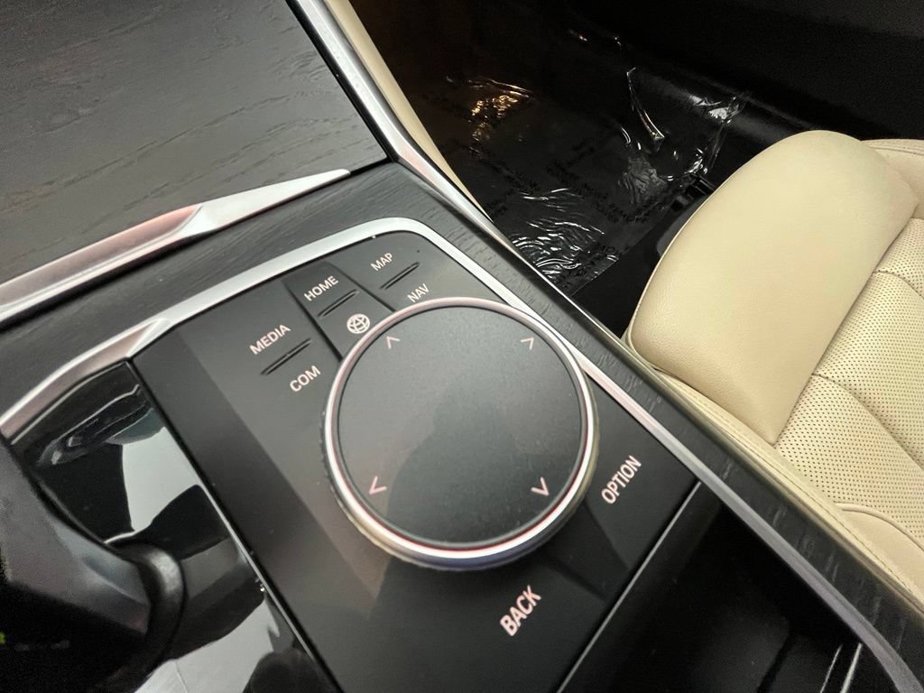Used 2023 BMW 430i xDrive Convertible w/ Convenience Package AWD/4WD image 65
