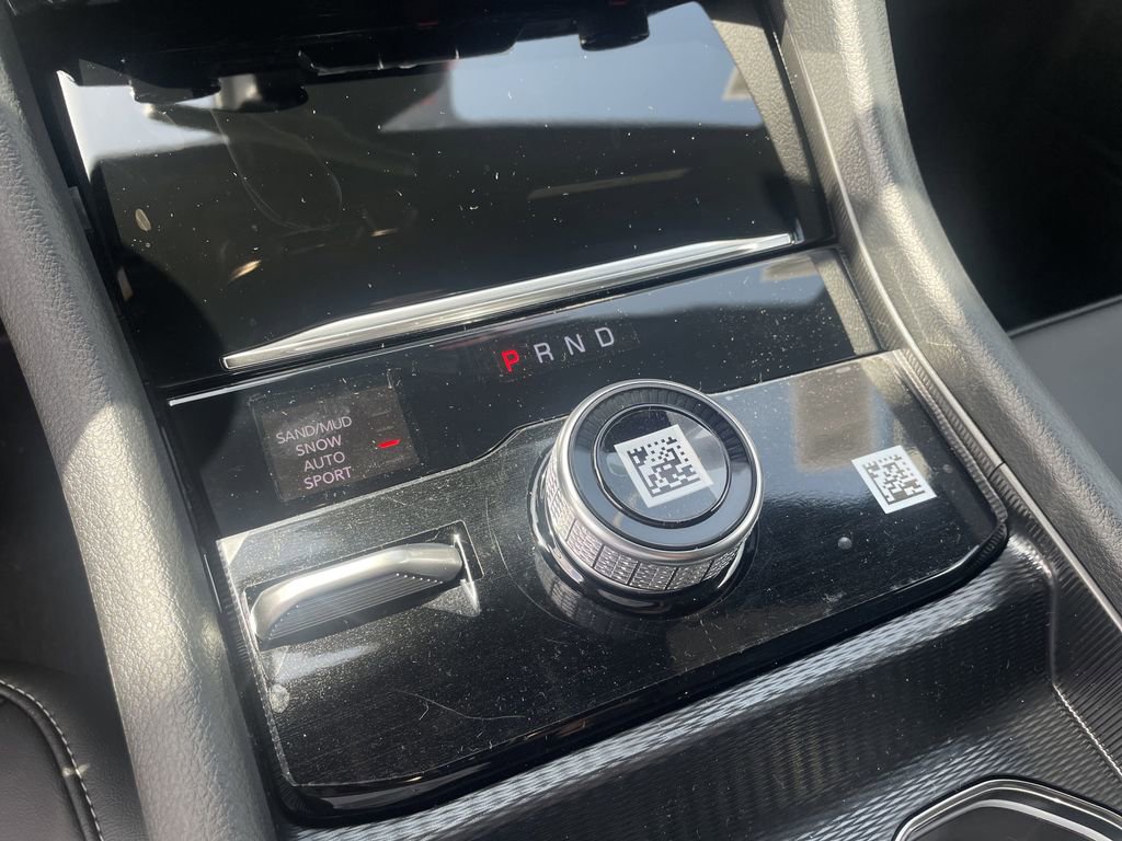 New 2025 Jeep Grand Cherokee L Limited w/ Black Appearance Package image 21