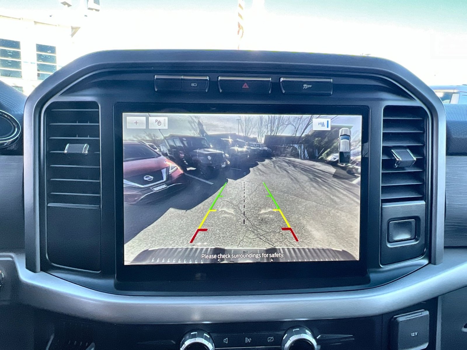 Certified 2022 Ford F150 XLT w/ Equipment Group 302A High image 19