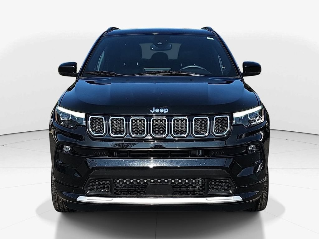 Used 2023 Jeep Compass Limited w/ Elite Group AWD/4WD image 12