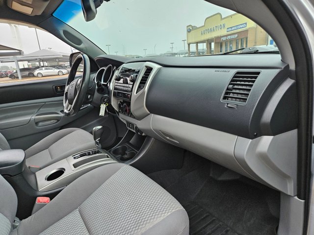 Used 2012 Toyota Tacoma PreRunner w/ SR5 Pkg RWD image 19