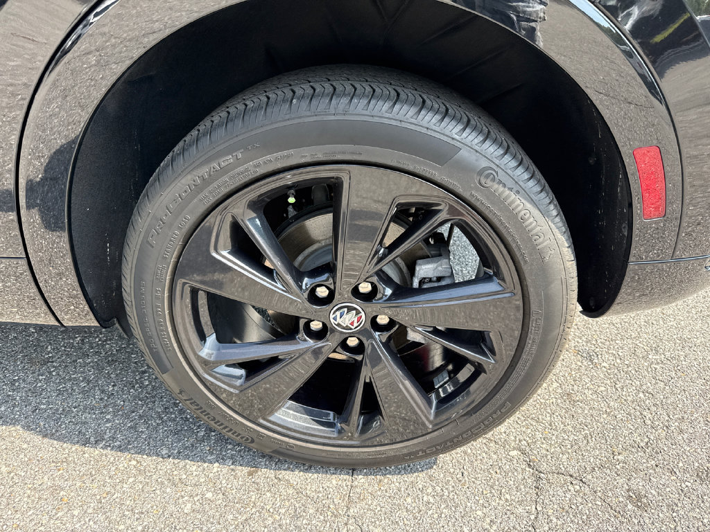 Used 2023 Buick Envision Preferred FWD image 19