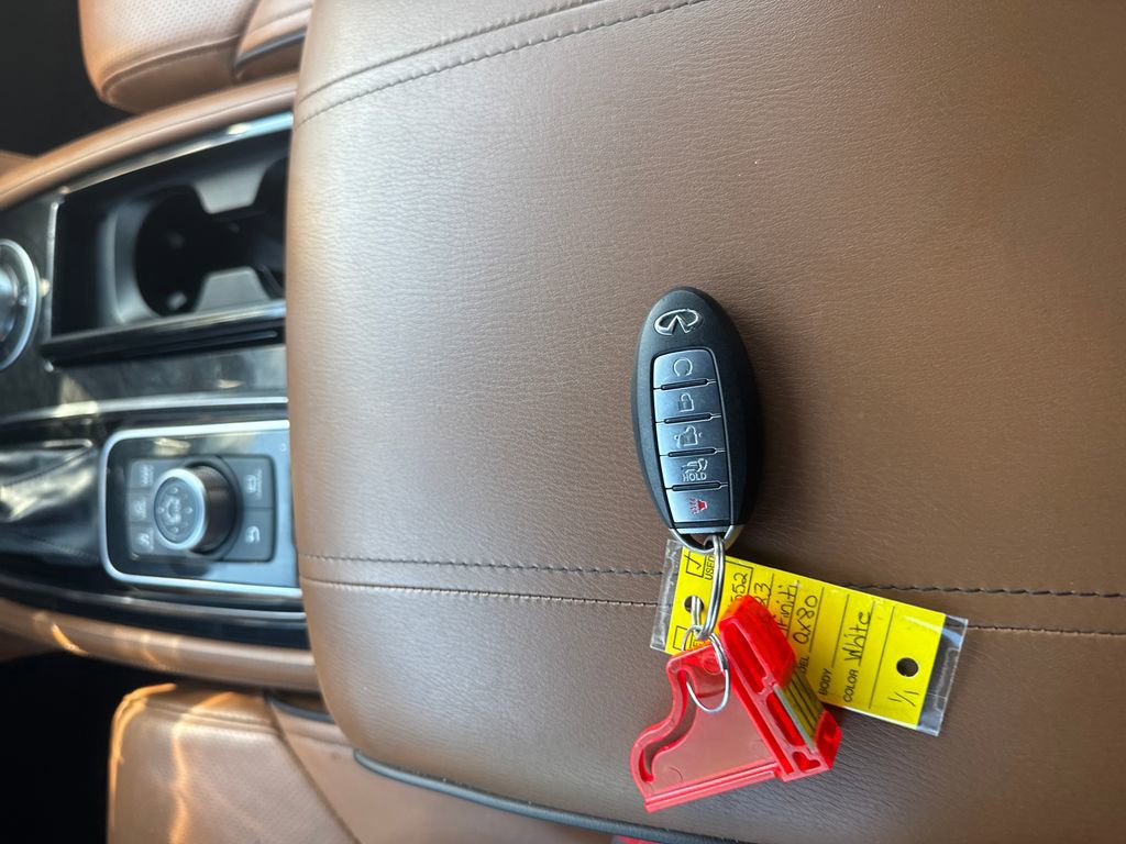 Used 2023 INFINITI QX80 Sensory w/ Cargo Package AWD/4WD image 29