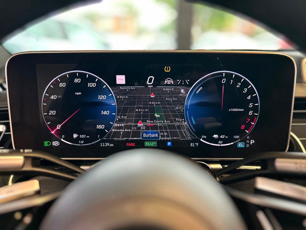 Used 2023 Mercedes-Benz S 580e 4MATIC Sedan w/ Warmth & Comfort Package image 21