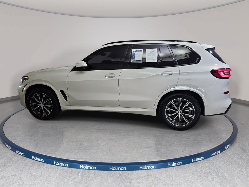 Used 2022 BMW X5 xDrive40i w/ M Sport Package AWD/4WD image 9