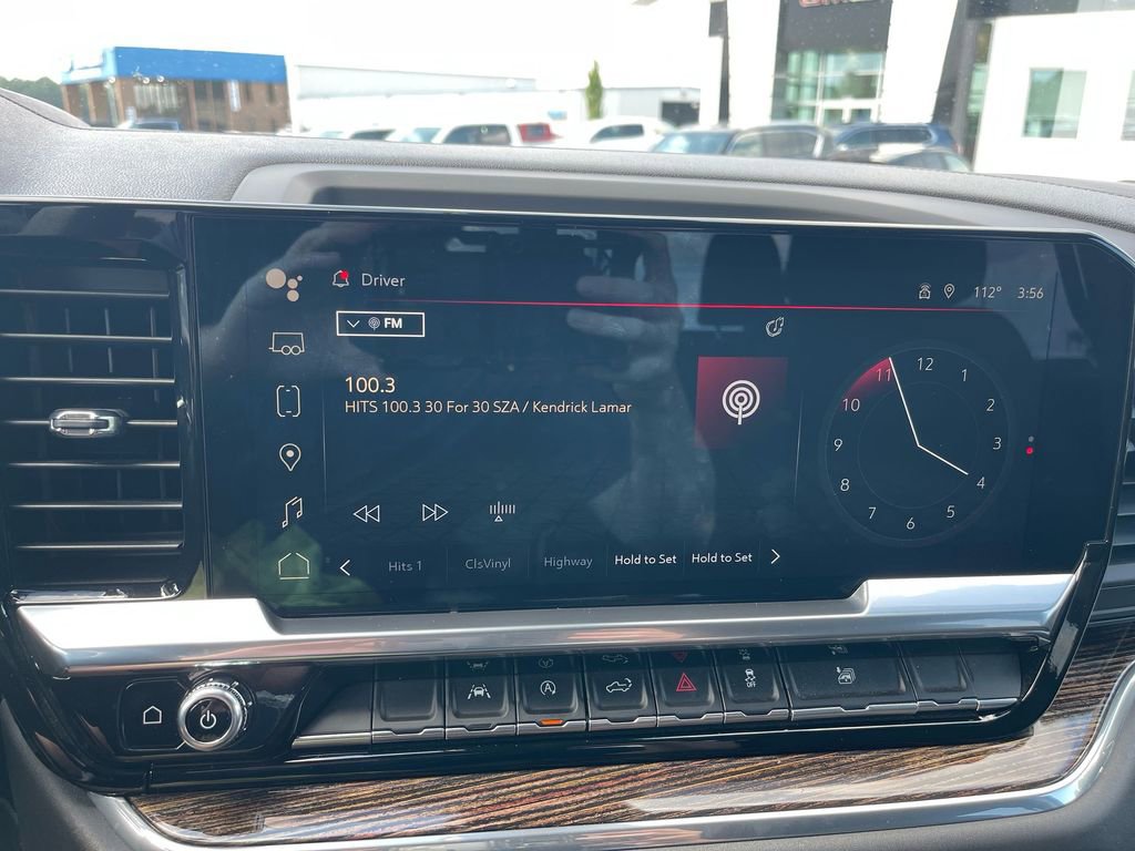 Used 2023 GMC Sierra 1500 Elevation image 17