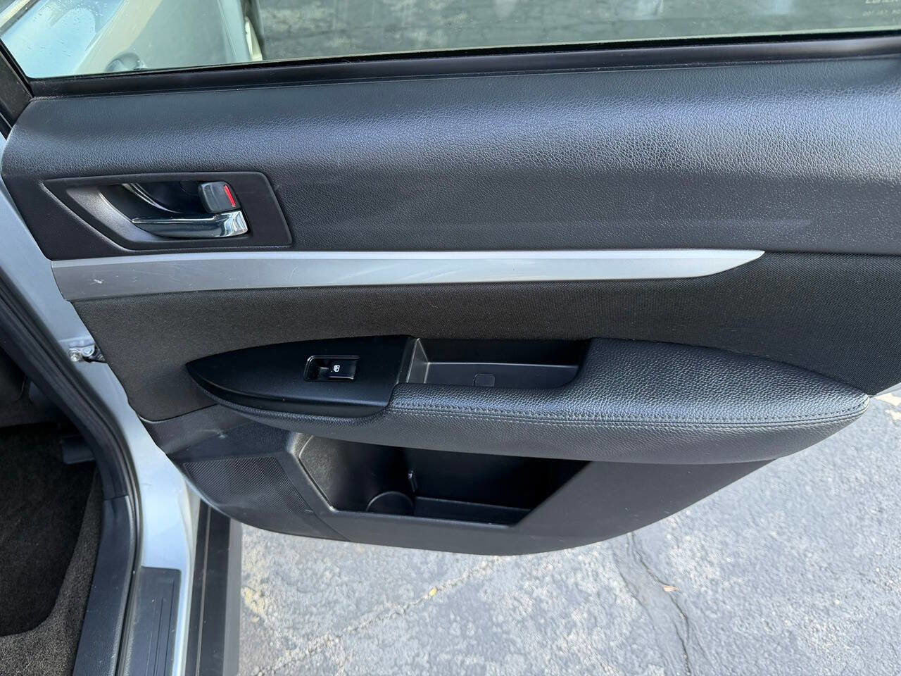 Used 2014 Subaru Outback 2.5i Premium image 20