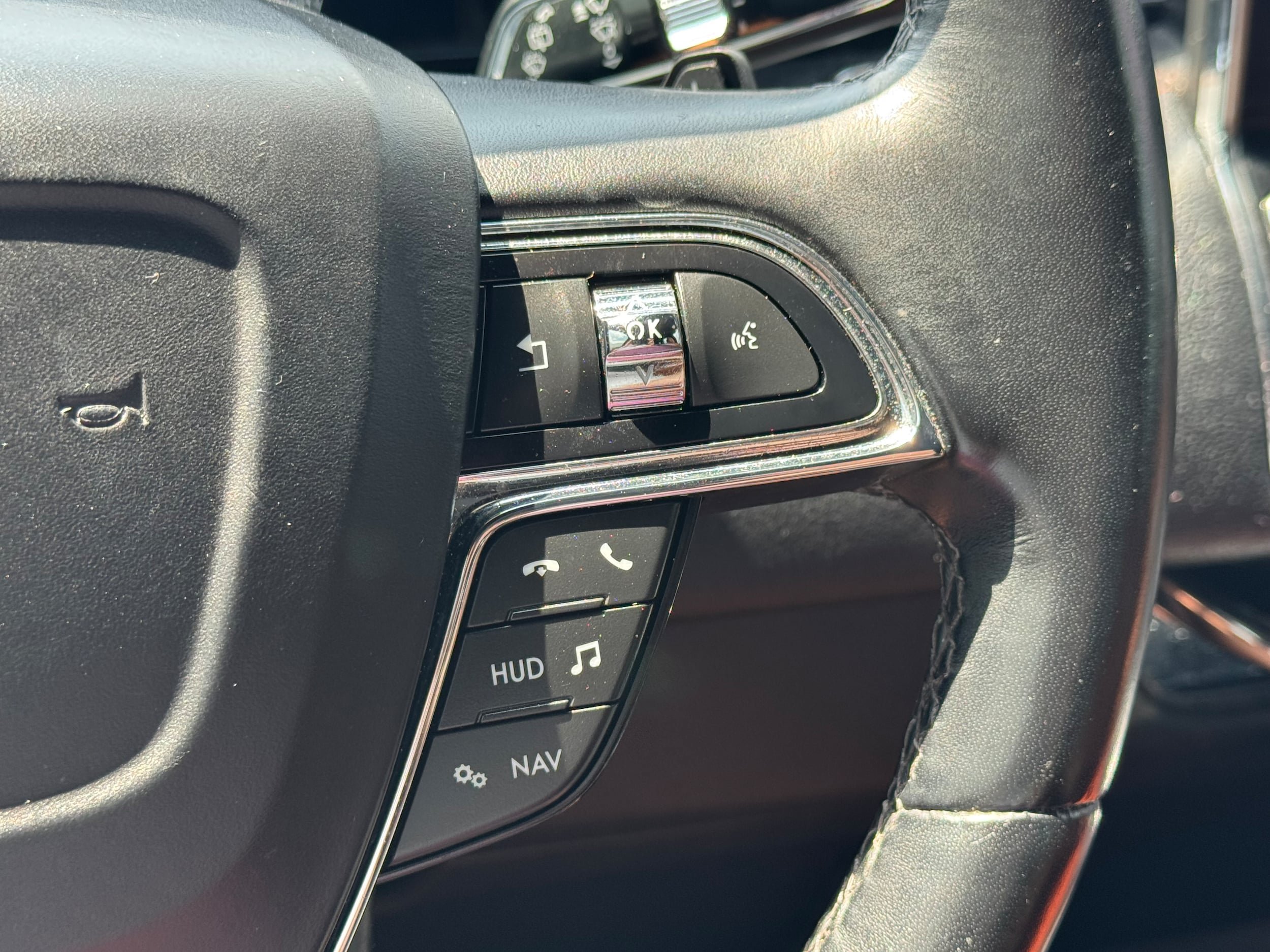 Used 2021 Lincoln Navigator Reserve RWD image 21