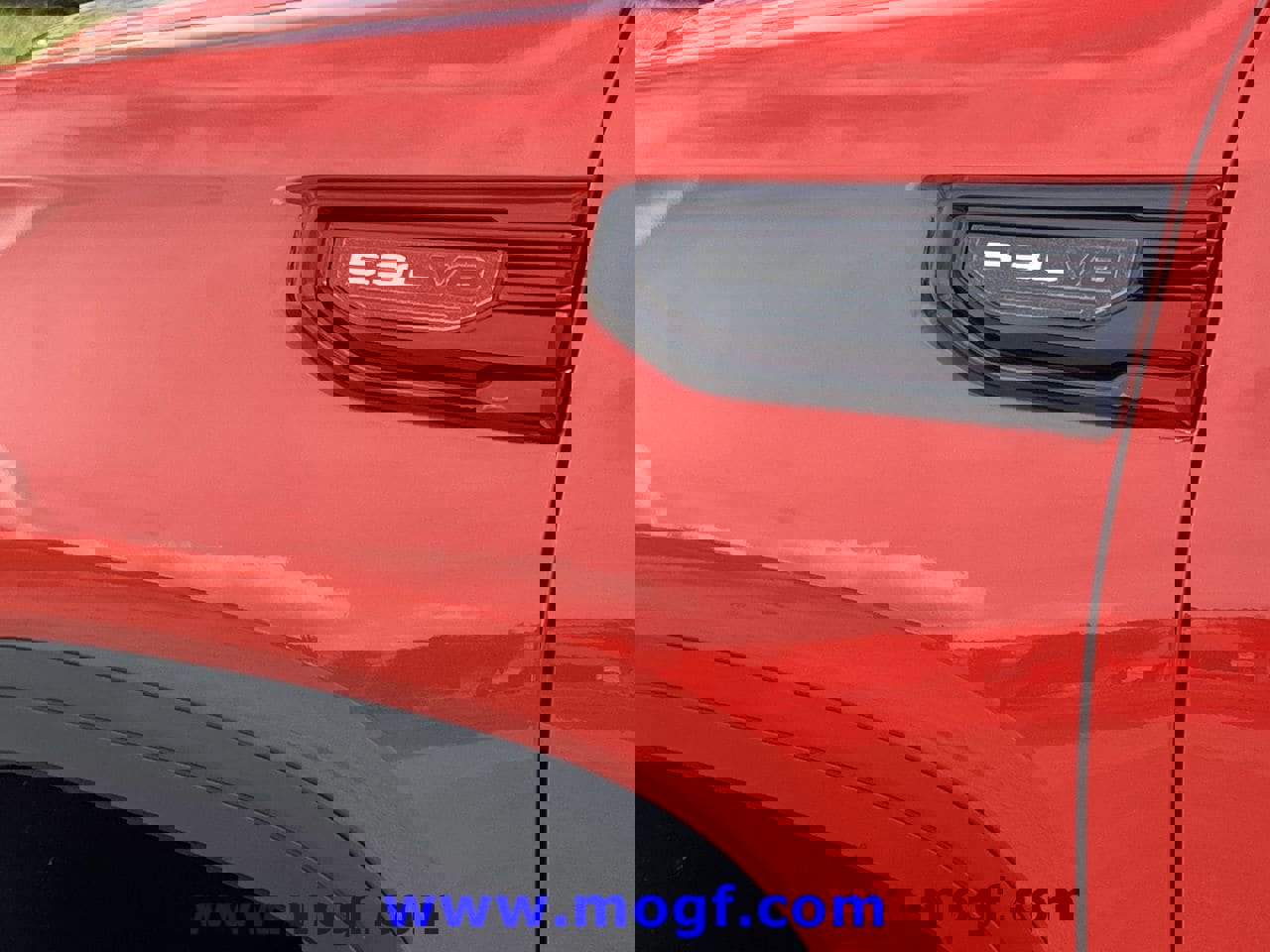 Used 2021 GMC Sierra 1500 Elevation w/ Preferred Package image 32