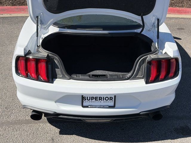 Used 2021 Ford Mustang Coupe image 3