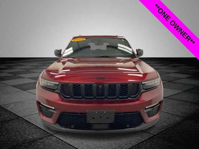 Used 2025 Jeep Grand Cherokee Limited w/ Luxury Tech Group II AWD/4WD image 2
