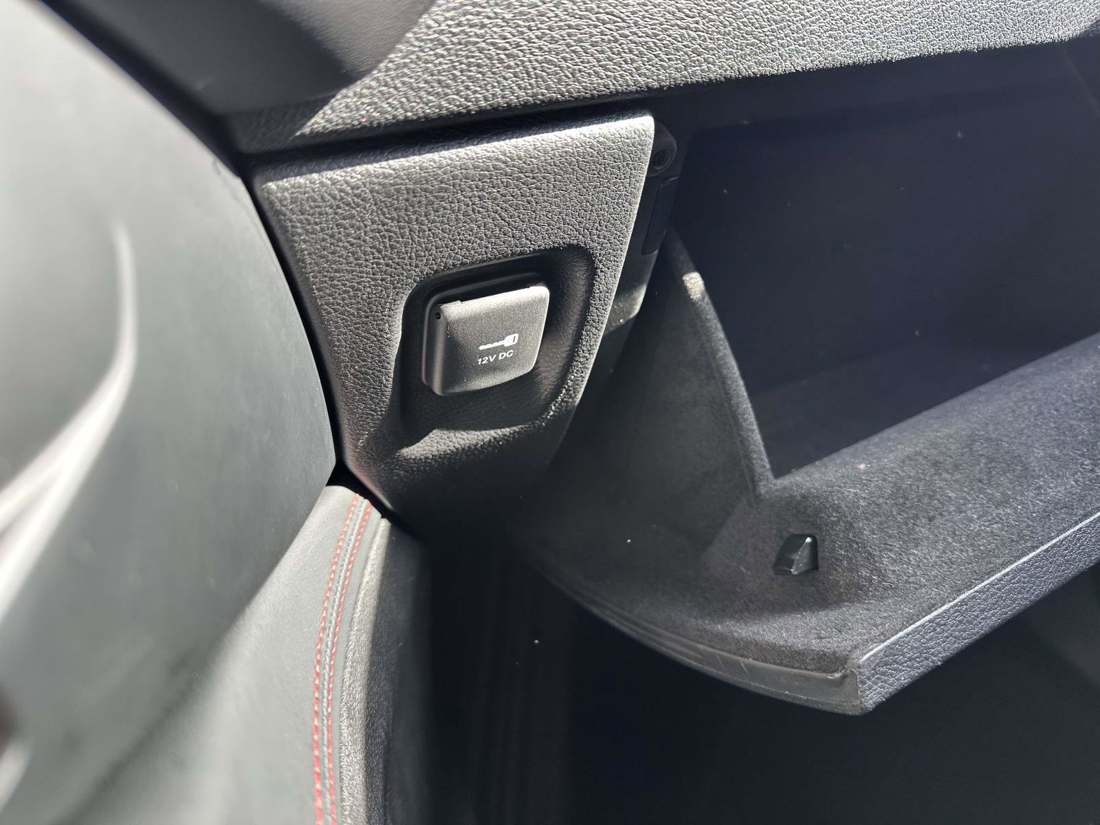 Used 2023 Dodge Durango GT image 17