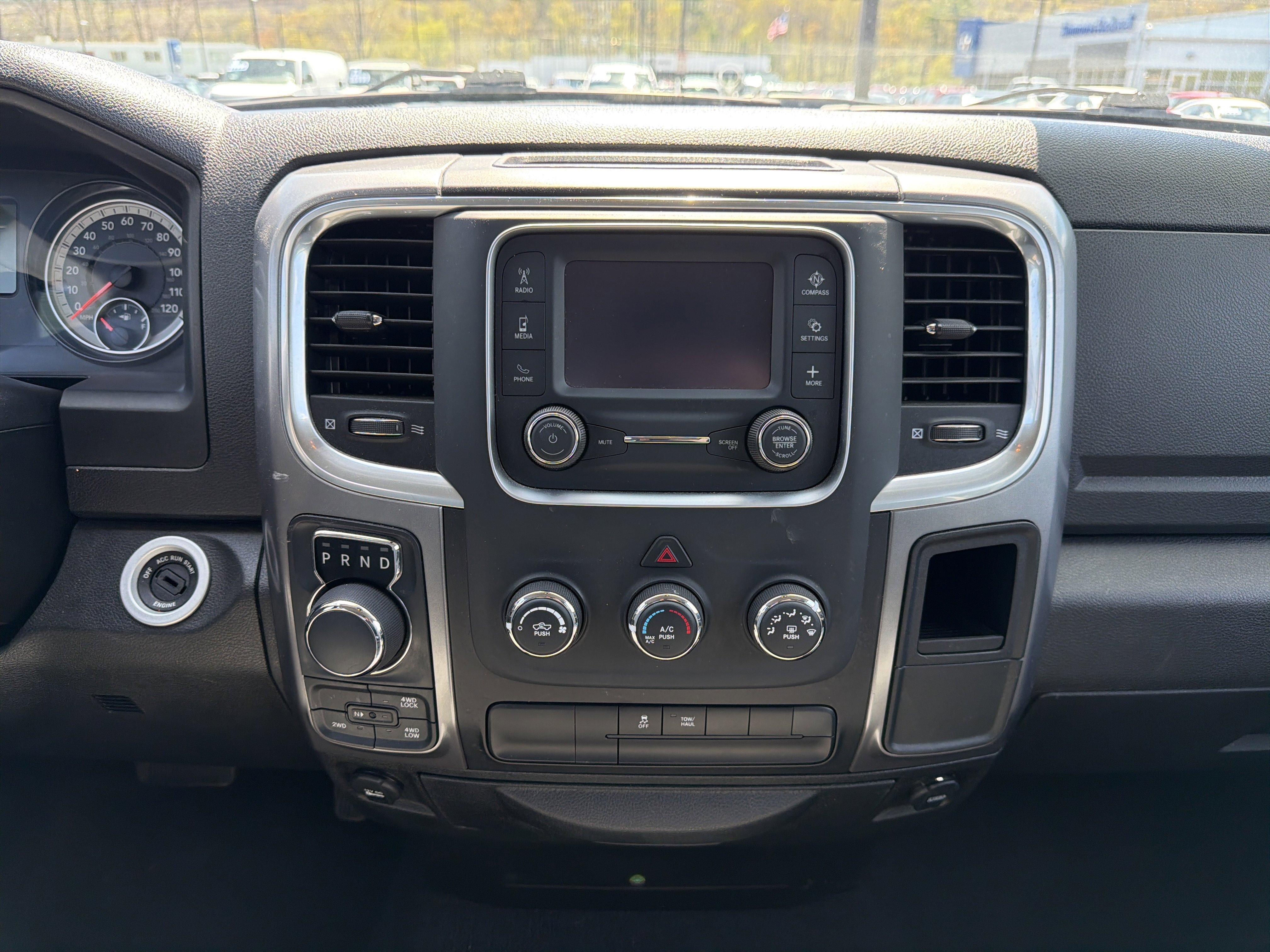 Used 2024 RAM 1500 Classic SLT AWD/4WD image 18