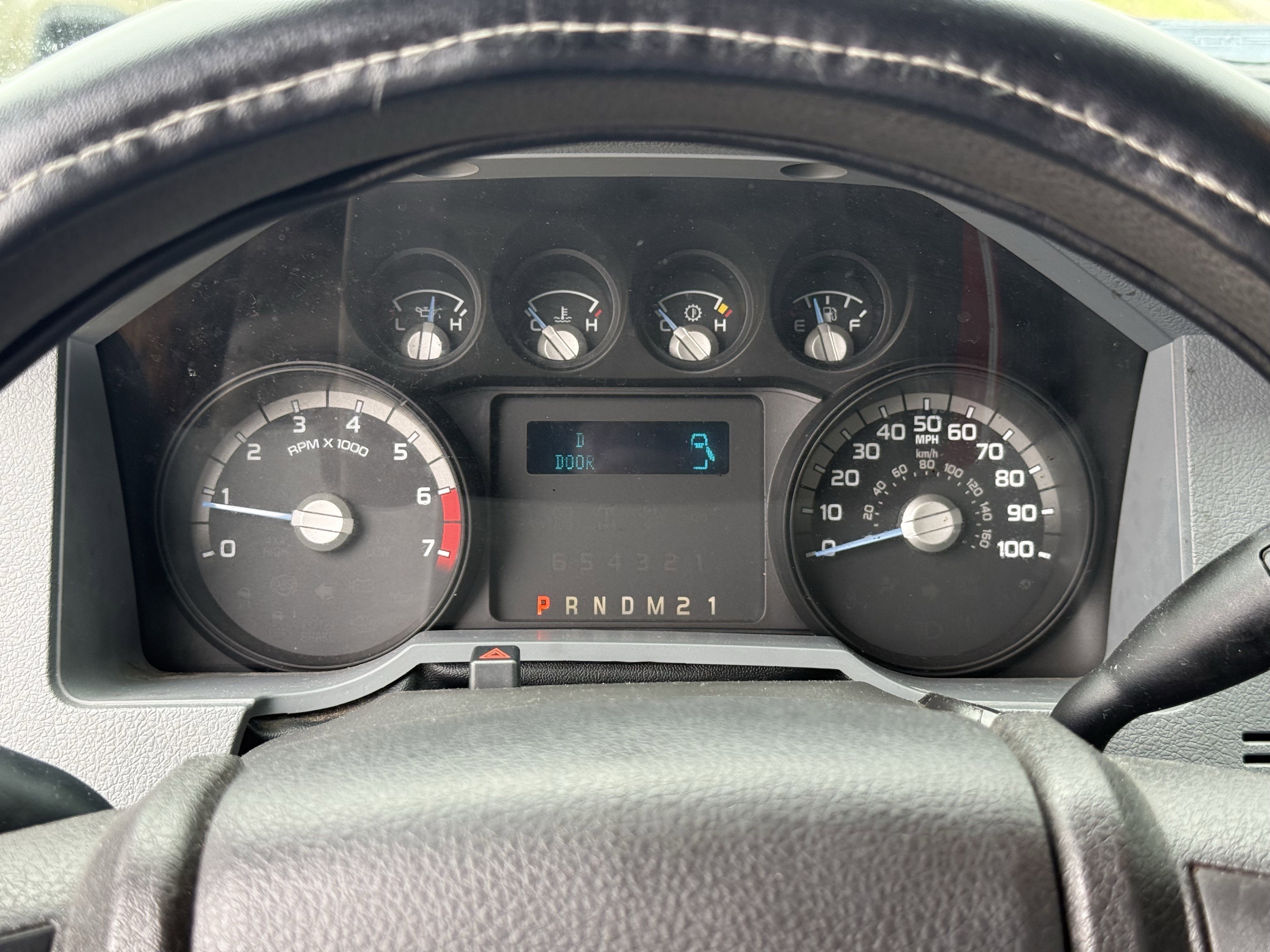 Used 2015 Ford F250 XL w/ Power Equipment Group RWD image 17