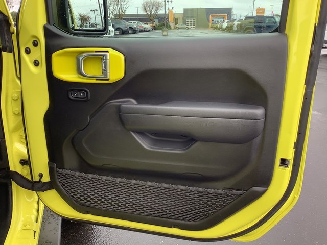 Used 2023 Jeep Gladiator Mojave w/ Trailer Tow Package image 38