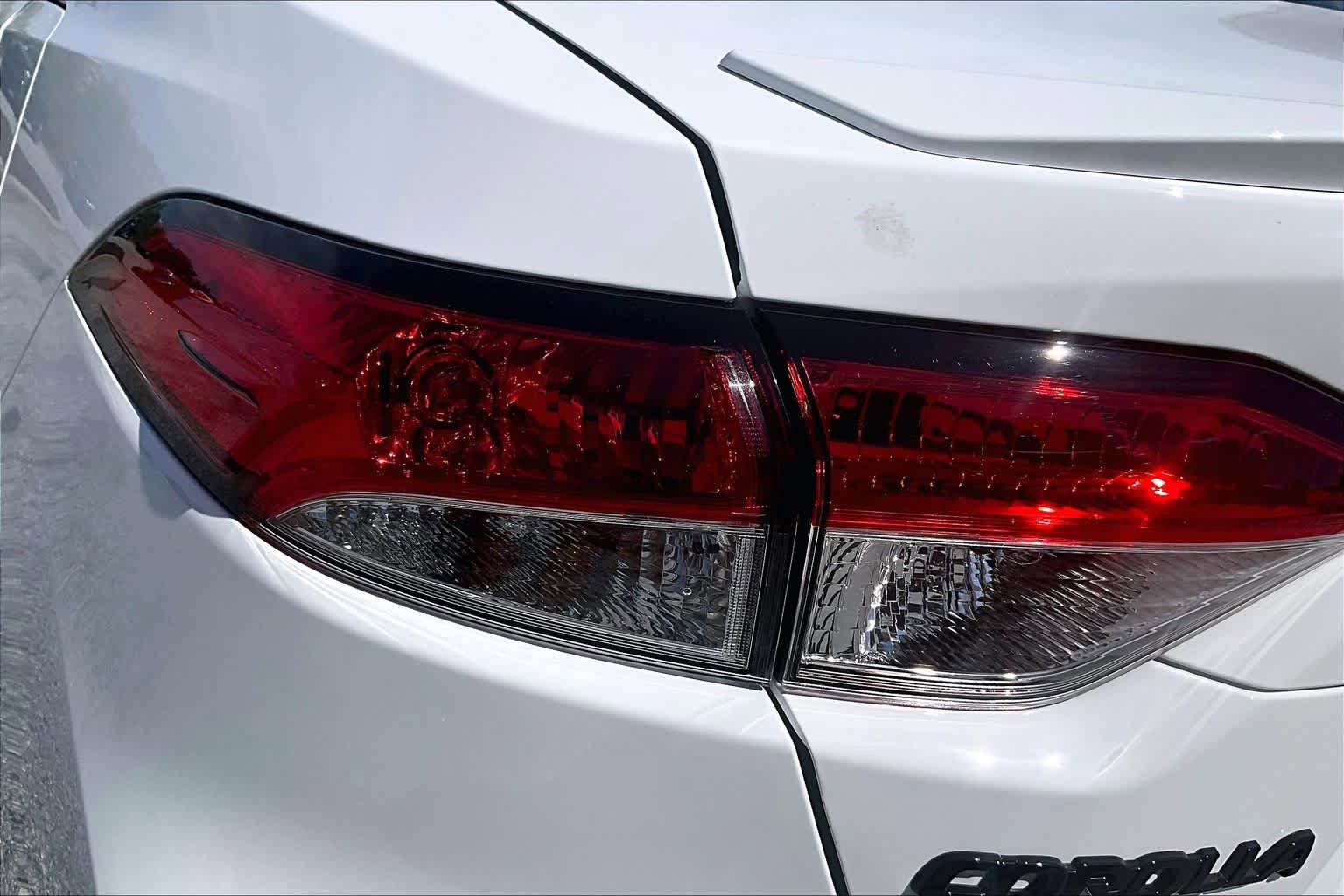 Used 2026 Toyota Corolla SE FWD image 28