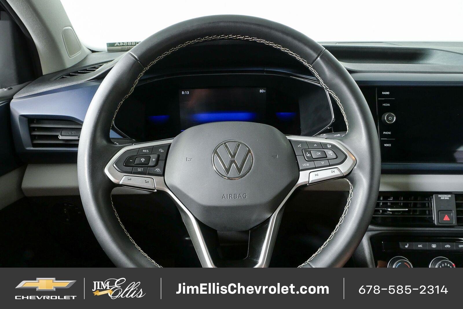 Used 2023 Volkswagen Taos SE FWD image 10