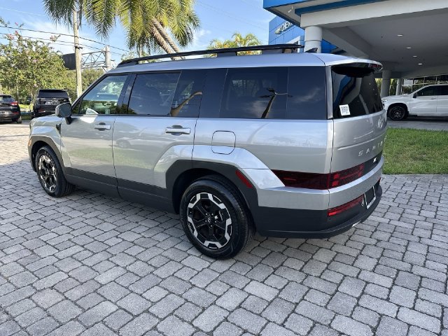 Used 2025 Hyundai Santa Fe SEL FWD image 34