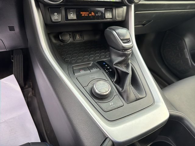 Used 2022 Toyota RAV4 XSE w/ XSE Grade Weather Package AWD/4WD image 29