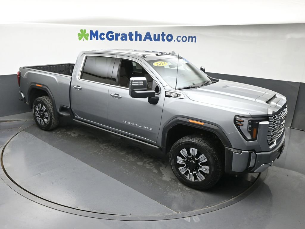 Used 2024 GMC Sierra 2500 Denali w/ Denali Reserve Package image 3