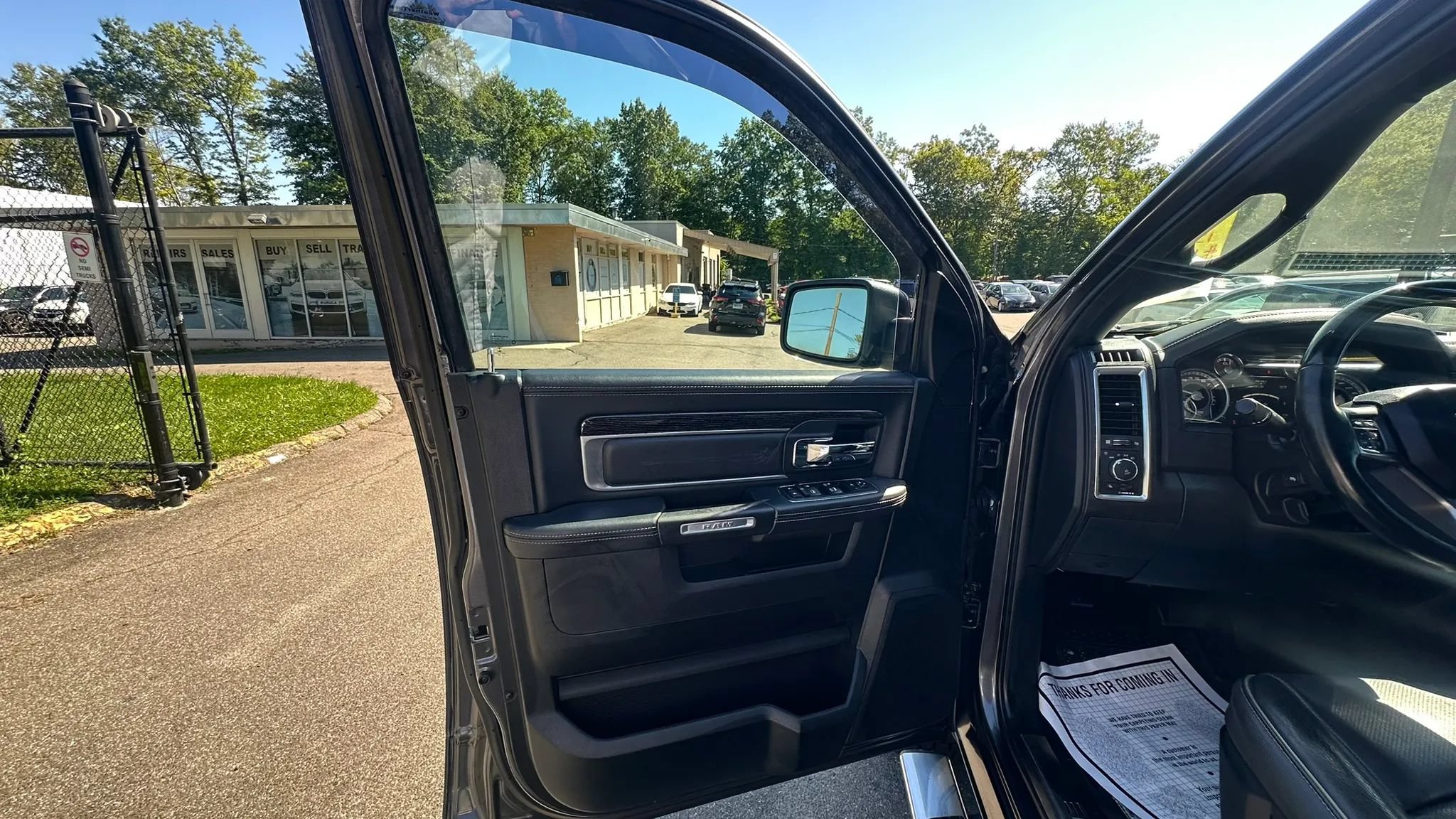 Used 2017 RAM 1500 Limited AWD/4WD image 25