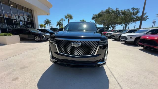 Certified 2023 Cadillac Escalade ESV Premium Luxury RWD image 4