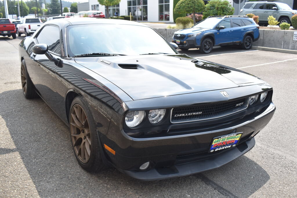 Used 2010 Dodge Challenger SRT8 w/ SRT Option Group II RWD image 3
