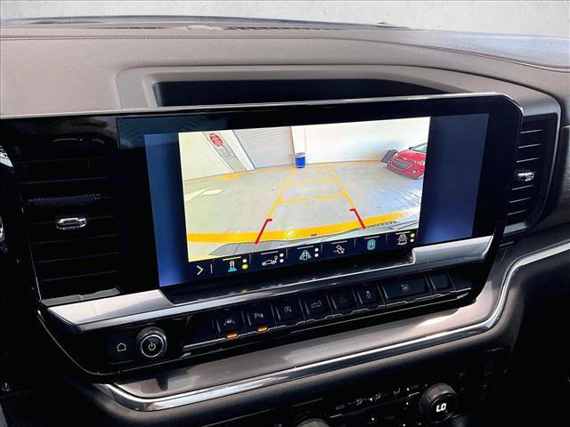 Used 2023 Chevrolet Silverado 1500 High Country w/ High Country Premium Package AWD/4WD image 23