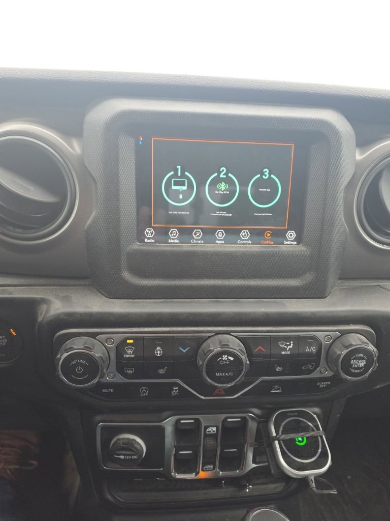 Used 2022 Jeep Gladiator Sport image 44