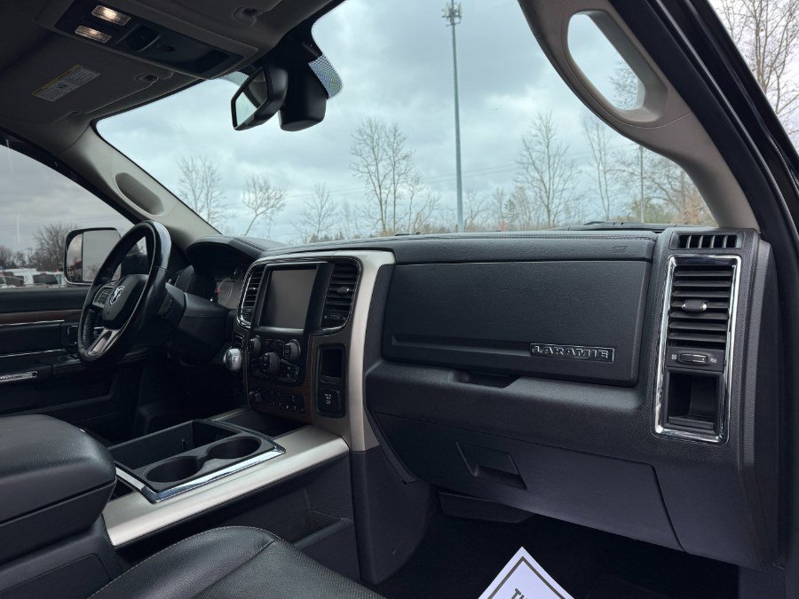 Used 2014 RAM 1500 Laramie w/ Trailer Tow Group image 19
