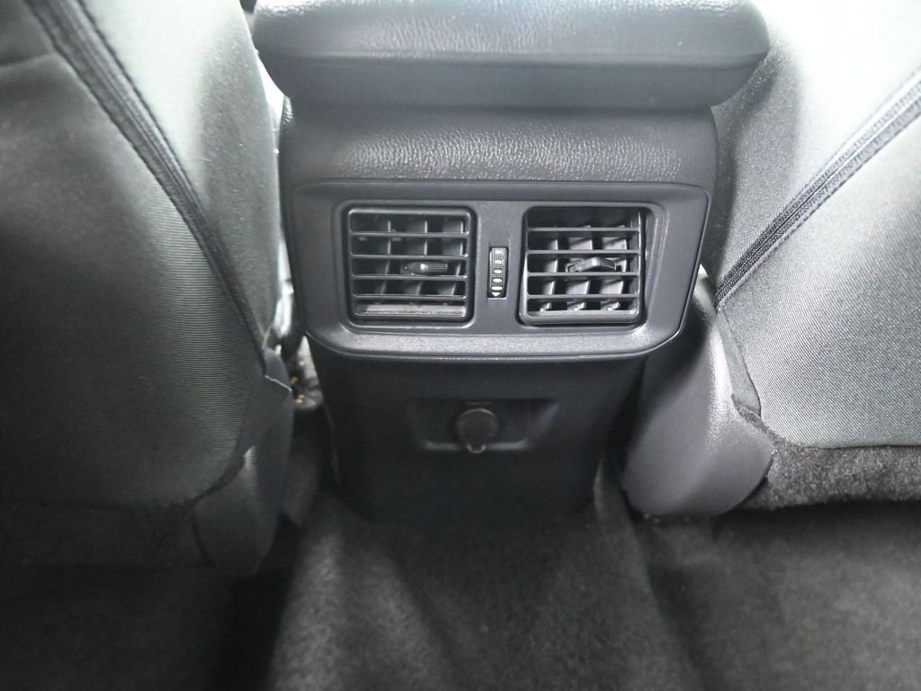 Used 2025 Toyota RAV4 LE image 13