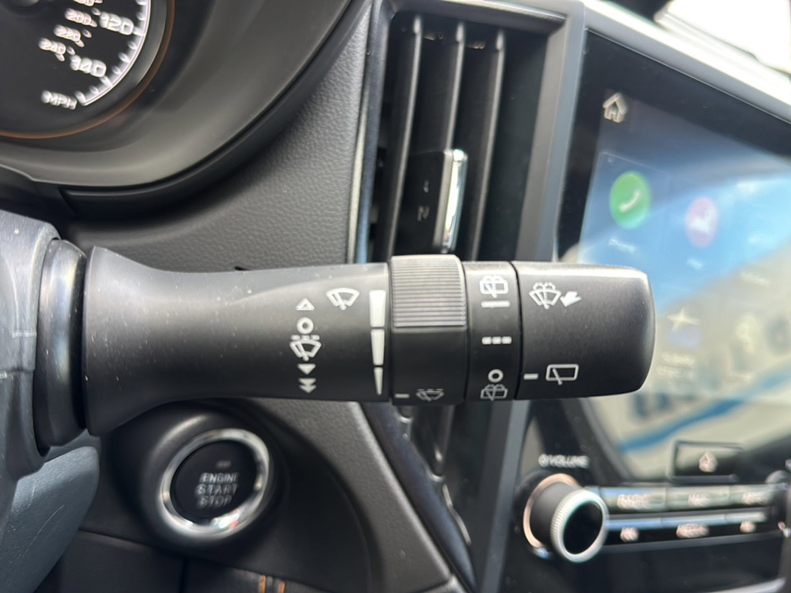 Used 2025 Subaru Forester Wilderness w/ Wilderness Package image 32