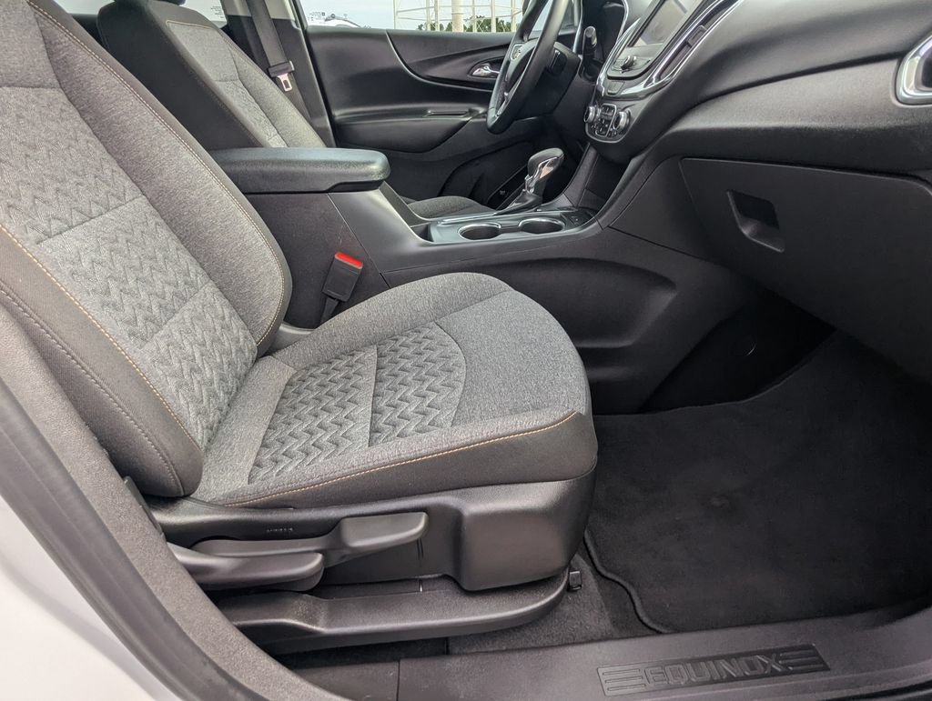 Used 2024 Chevrolet Equinox LT AWD/4WD image 19