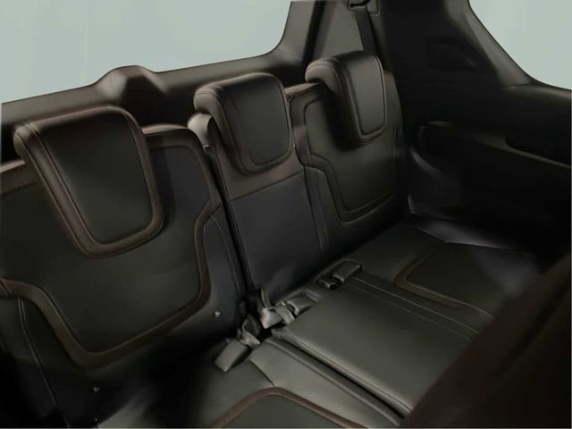 New 2025 Nissan Armada SL w/ Captain's Chari Seat Package AWD/4WD image 29