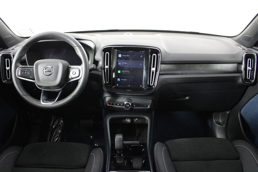 Used 2023 Volvo C40 P8 Recharge Plus image 29