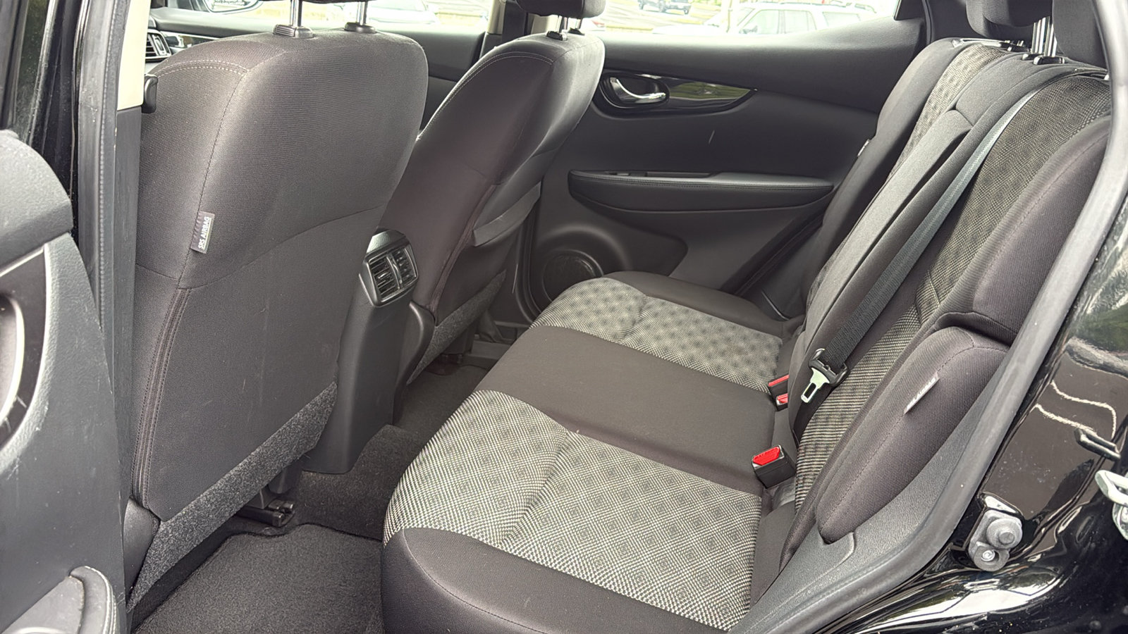 Certified 2021 Nissan Rogue Sport SV AWD/4WD image 20
