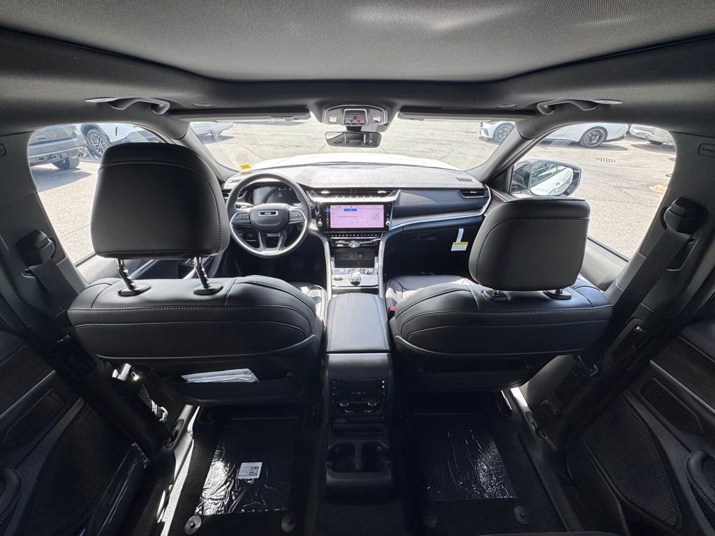 New 2026 Jeep Grand Cherokee L Limited w/ Limited Altitude Package AWD/4WD image 26