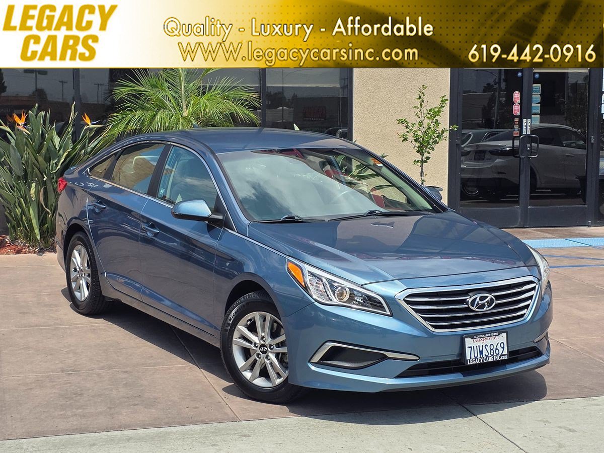 Used 2017 Hyundai Sonata SE FWD image 1