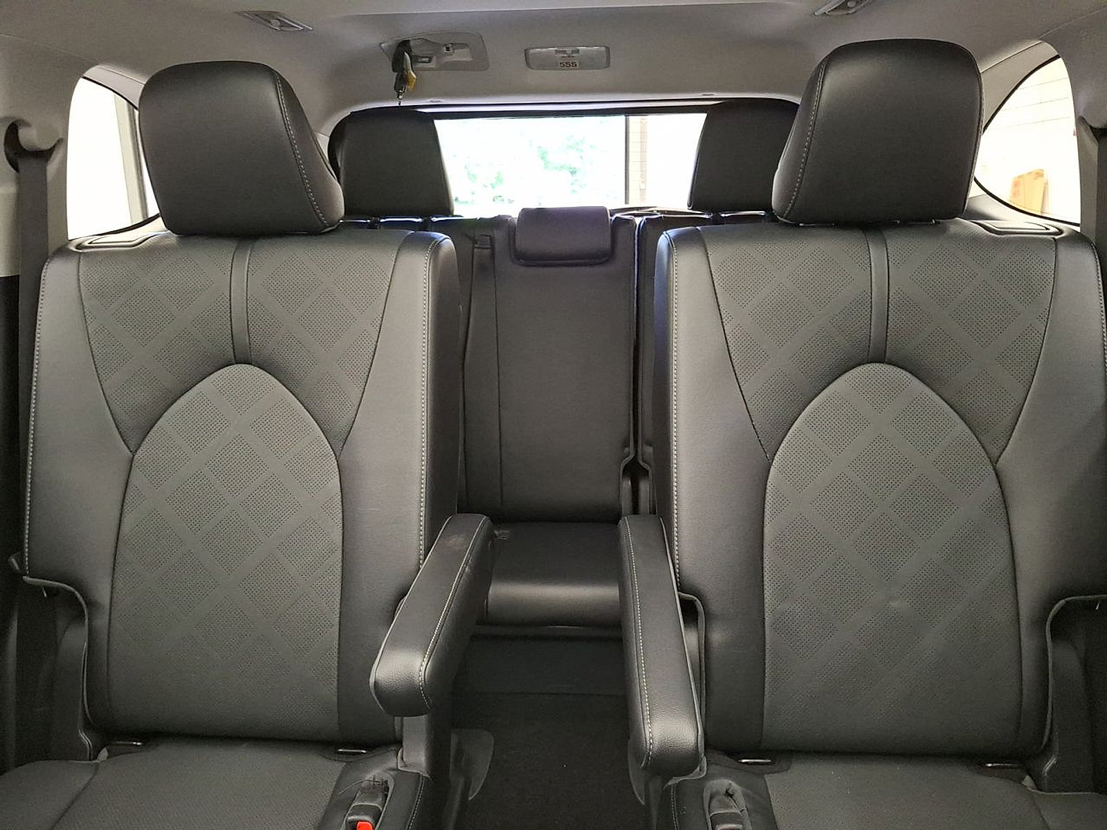 Used 2023 Toyota Highlander Platinum AWD/4WD image 20