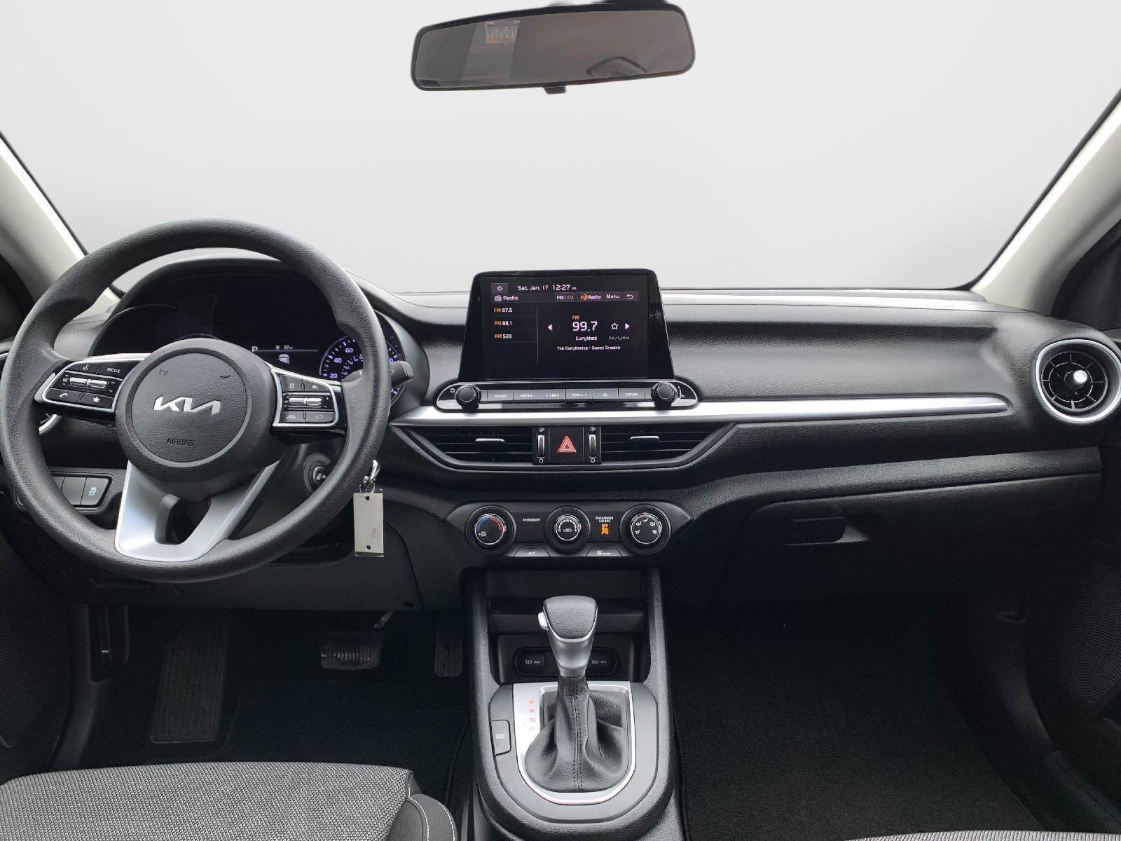 Used 2023 Kia Forte LXS w/ LXS Technology Package image 31