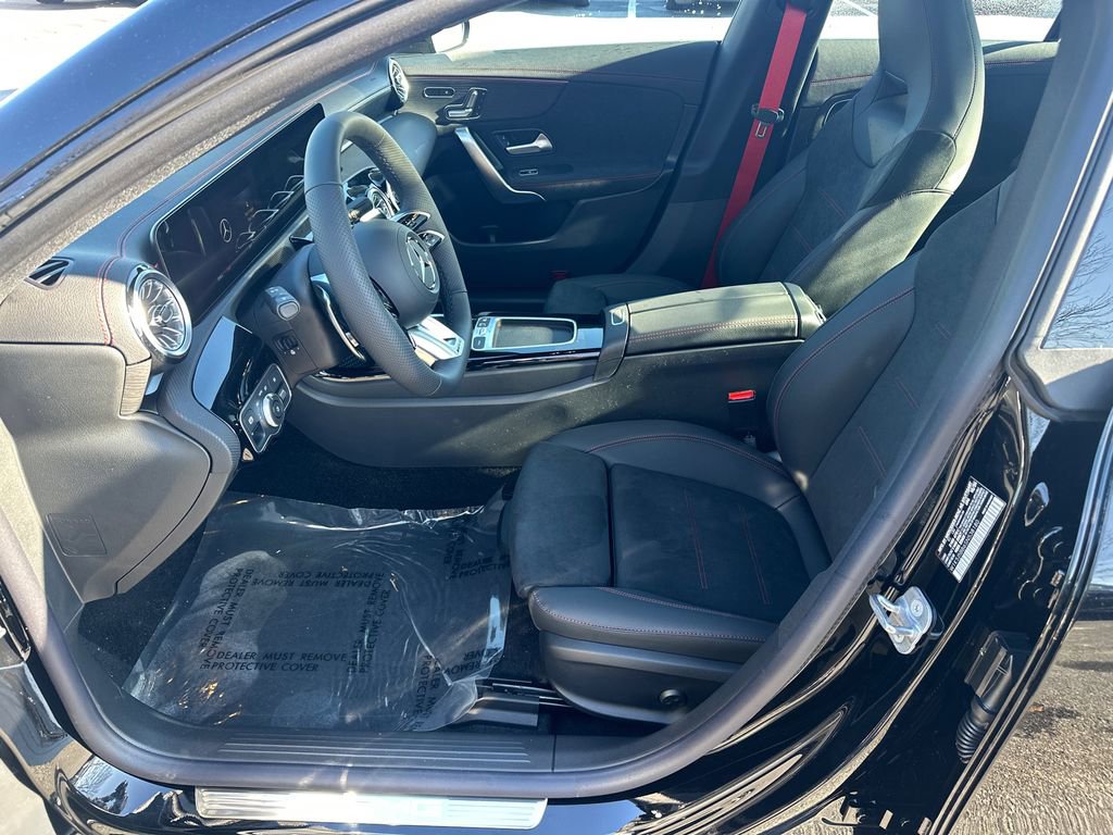 New 2025 Mercedes-Benz CLA 35 AMG 4MATIC image 10
