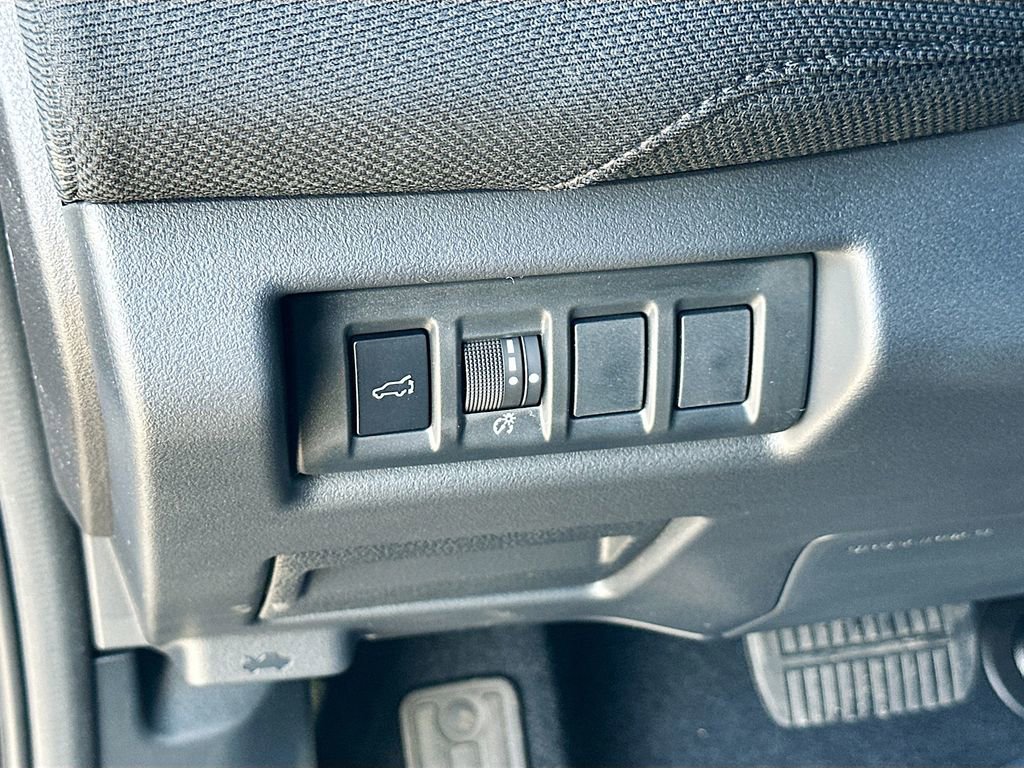 New 2026 Subaru Outback Limited AWD/4WD image 10