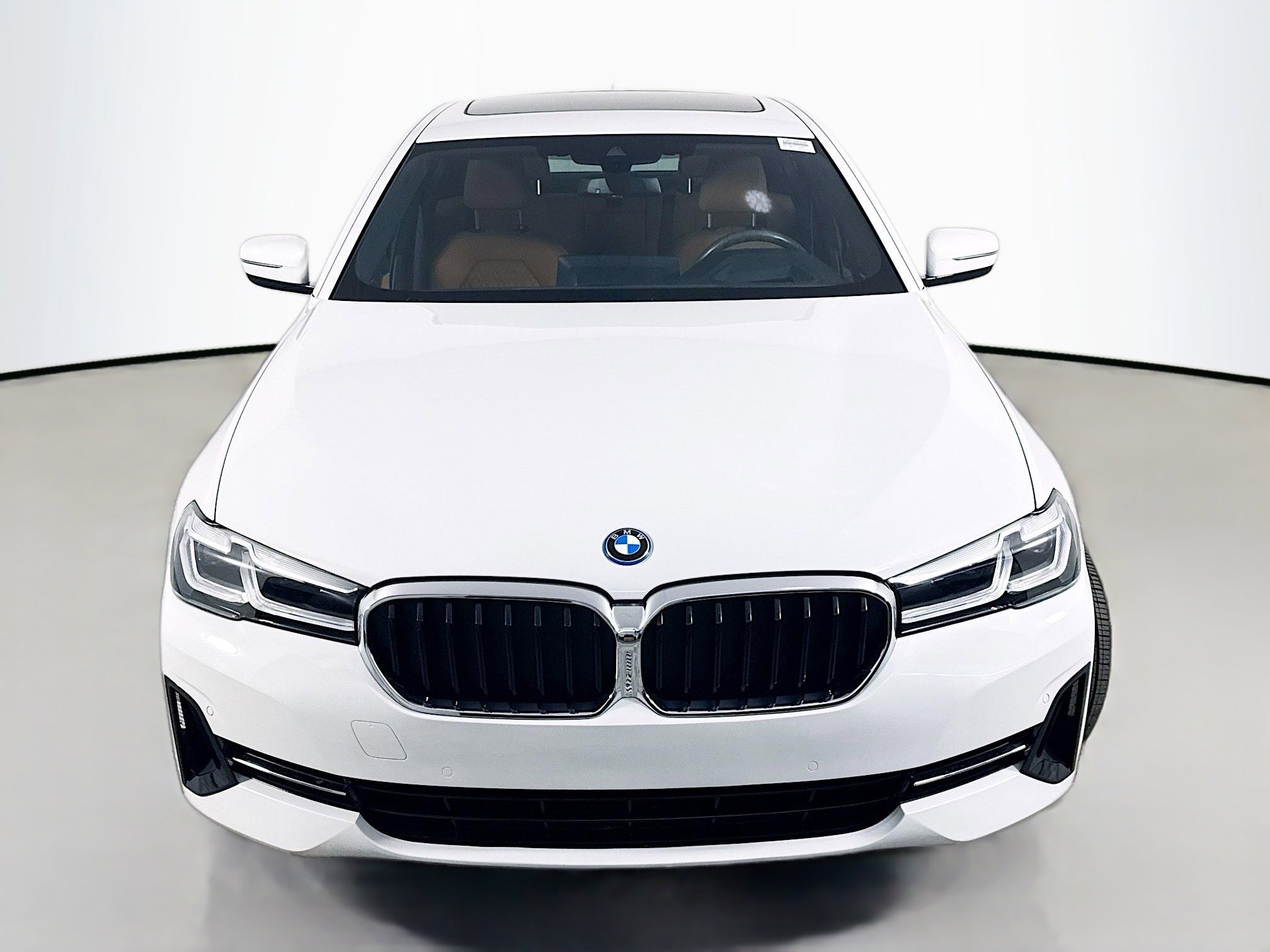 Used 2023 BMW 530e w/ Premium Package video 2