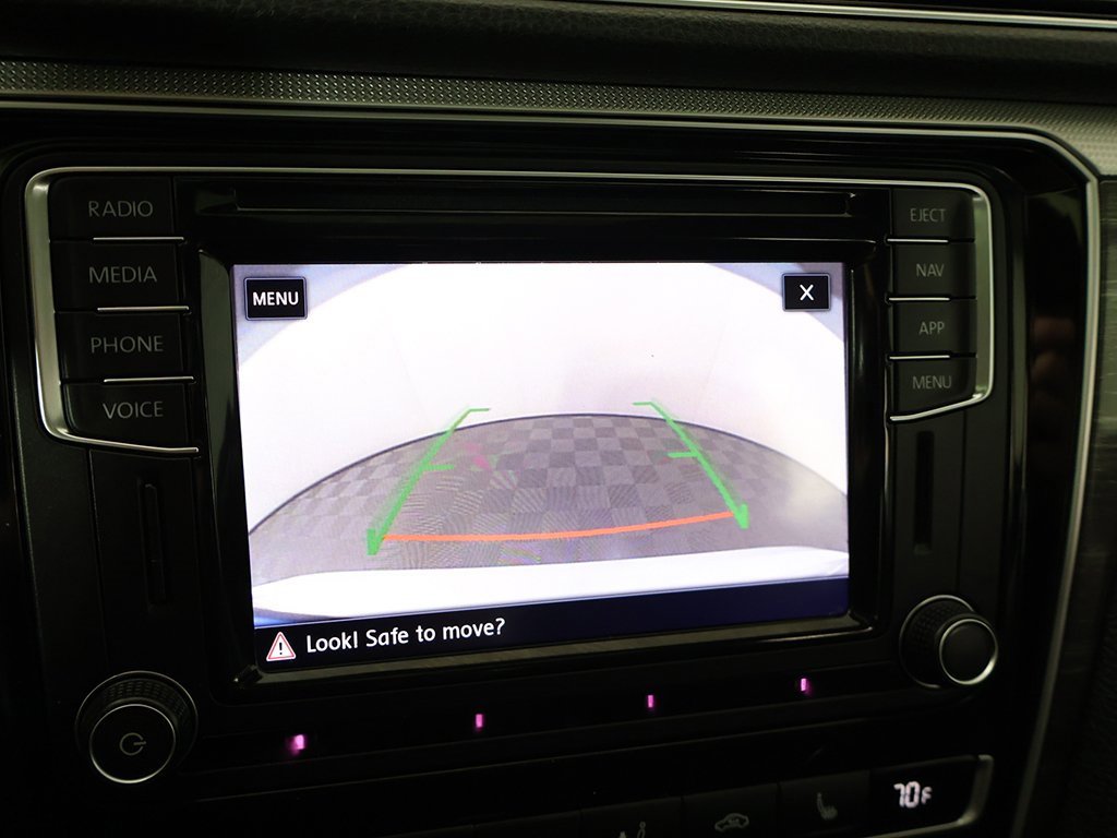 Used 2018 Volkswagen Passat 2.0T SE image 47