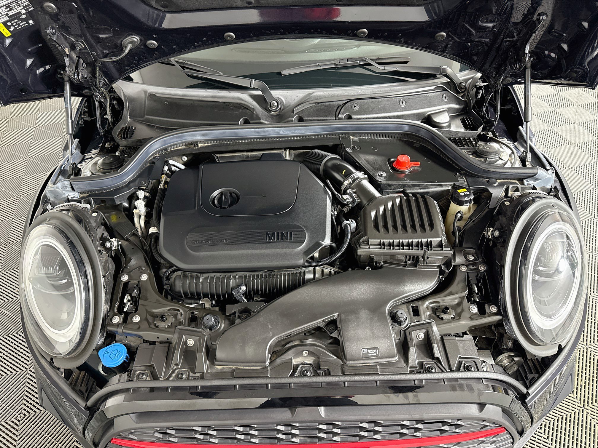 Used 2022 MINI Cooper John Cooper Works FWD image 30