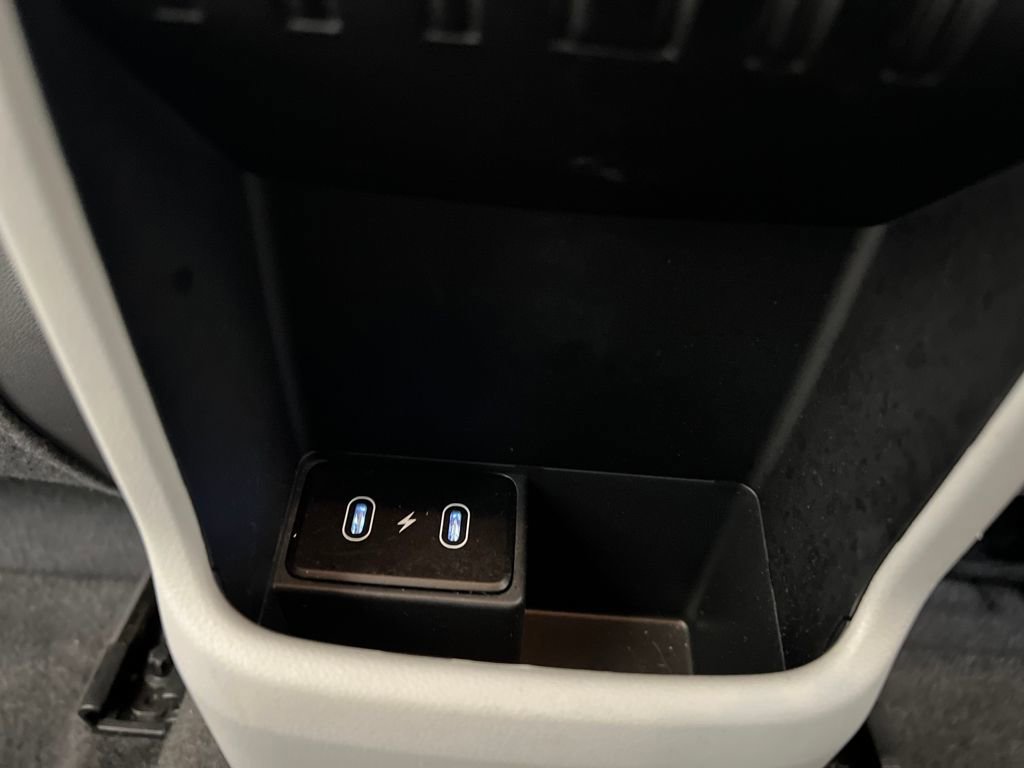 Used 2025 Hyundai Kona SEL image 22