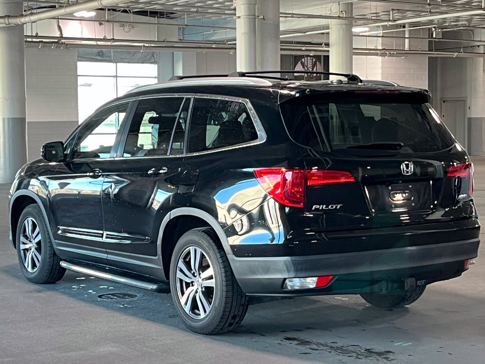 Used 2016 Honda Pilot EX-L image 8
